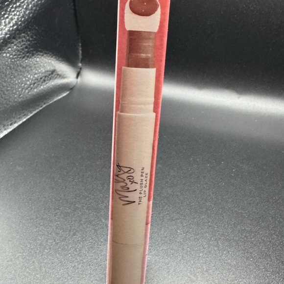 Mally Beauty Plush Pen Lip Glaze - Sweet Nectar- New in box full size - Picture 5 of 12